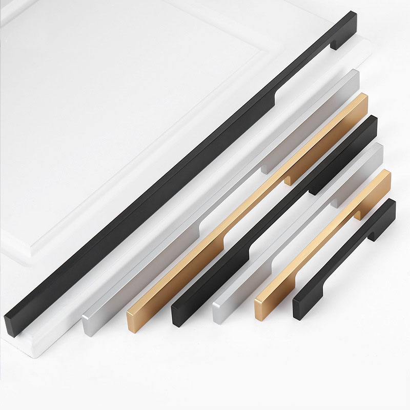 Tirador largo para armario de  - Drawer Pull Gold reseña y precio